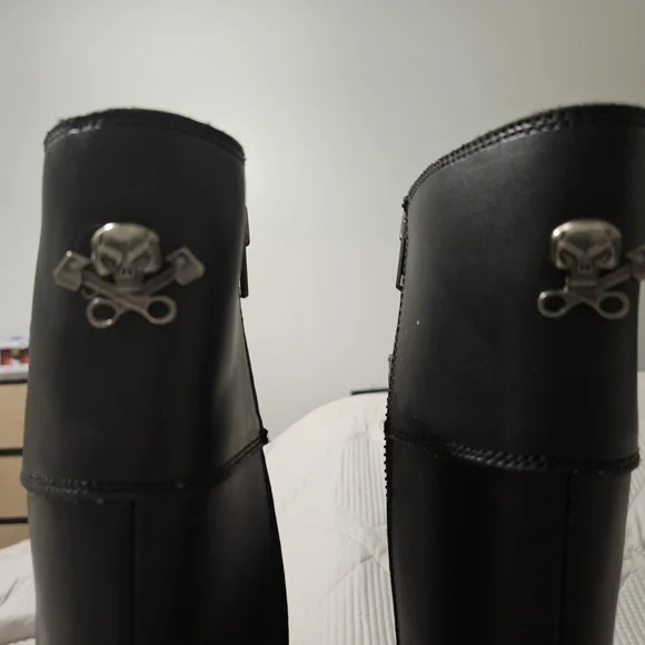 Xelement Sleek Black Leather  Motorcycle Combat Boots - Picture 4 of 6